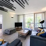 Вилла Thornbeck Manor