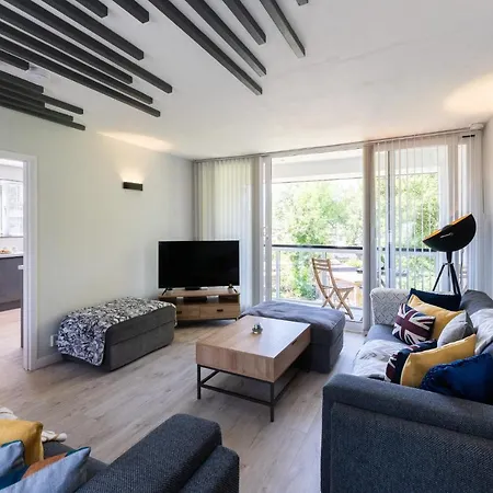 Βίλα Thornbeck Manor